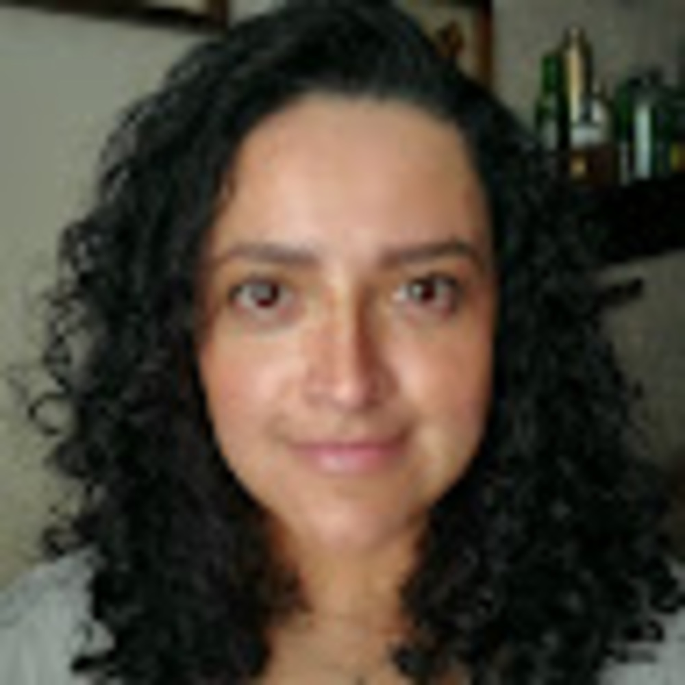 Meet your Posher, Denise
